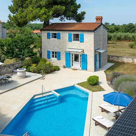 Pajari Villa Sveti Lovreč Pazenatički
