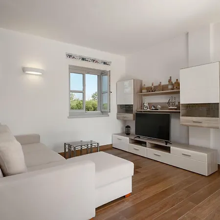Pajari Villa Sveti Lovreč Pazenatički